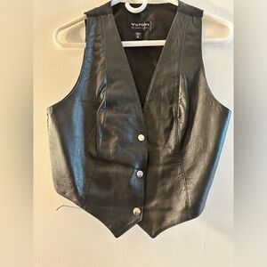 Wilson woman’s leather vest size medium